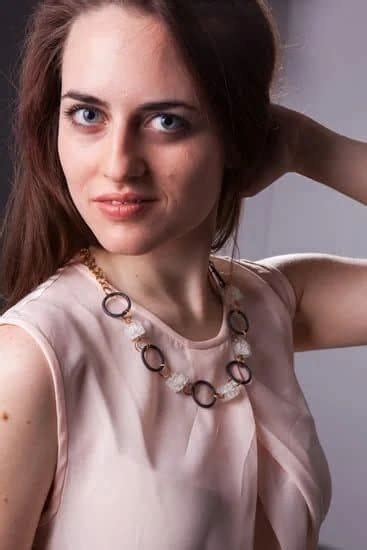 does chanel jewelry tarnish